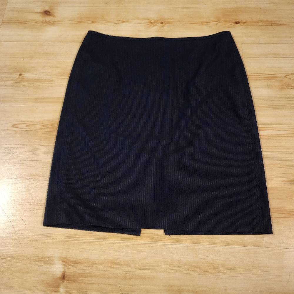 New York & Co Women's Two-piece Suit - Picture 11 of 14